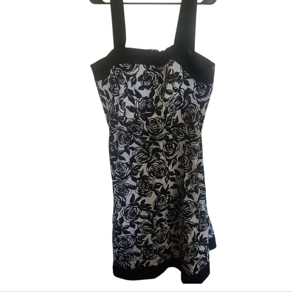 R&K Bkack & Whitwle Dress Size 18